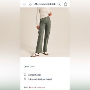 Olive green relaxed cargos from Abercrombie & Fitch size 24 which is a 00.